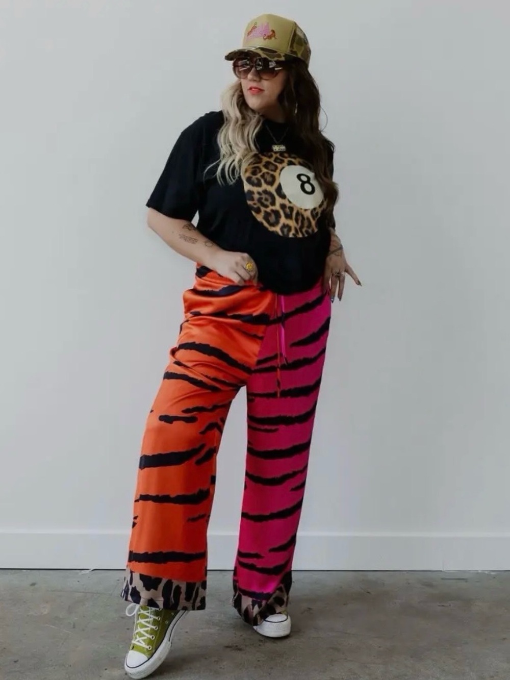 NWT EMY AVE WILD OMBRÉ TIGER SATIN WIDE LEG PANTS, L/XL